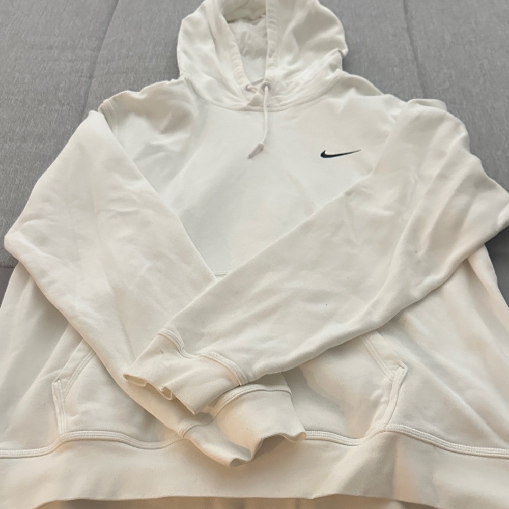 Nike Men's White Hoodie Sweater